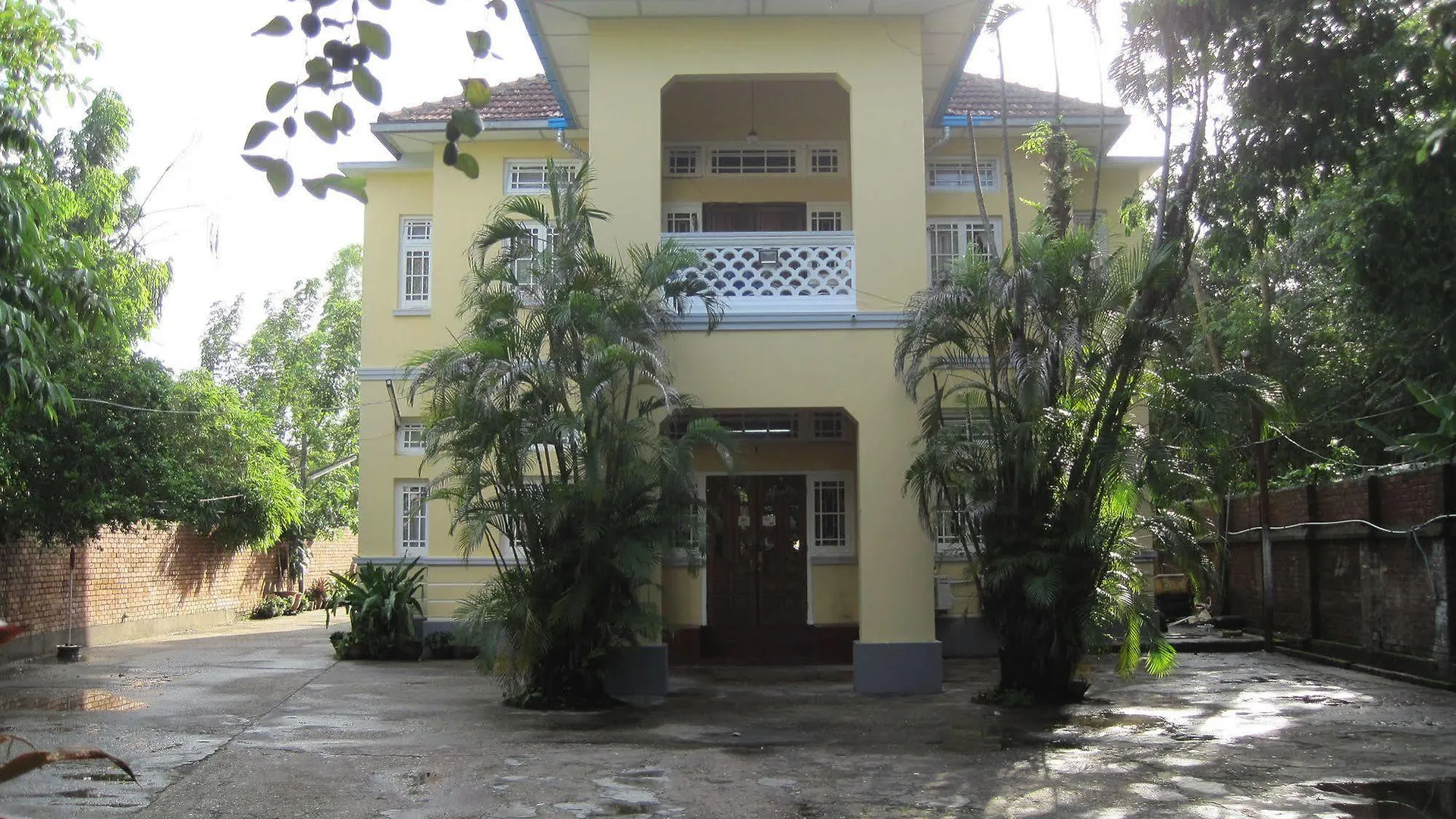 Golden Guest Inn Yangon