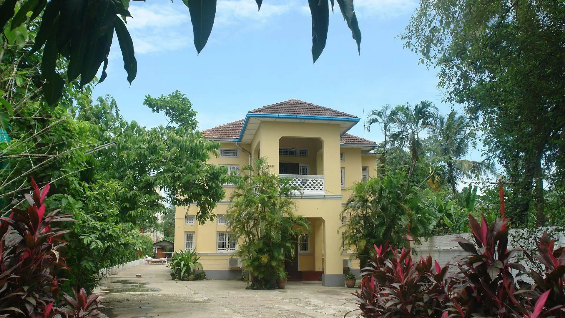 Golden Guest Inn Yangon